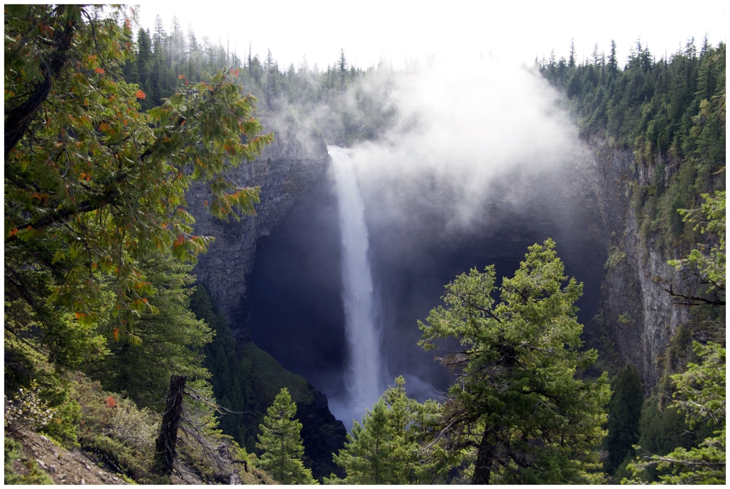 04 - Wells Grey RP (2) - Helmckan Falls.JPG